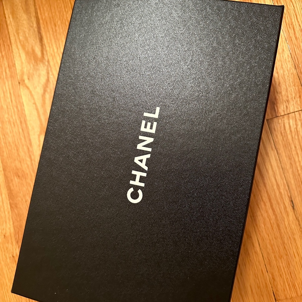 Chanel original shoe box